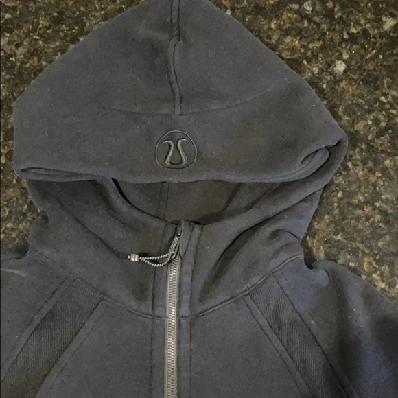 lululemon athletica Tops - Lululemon crop sweatshirt